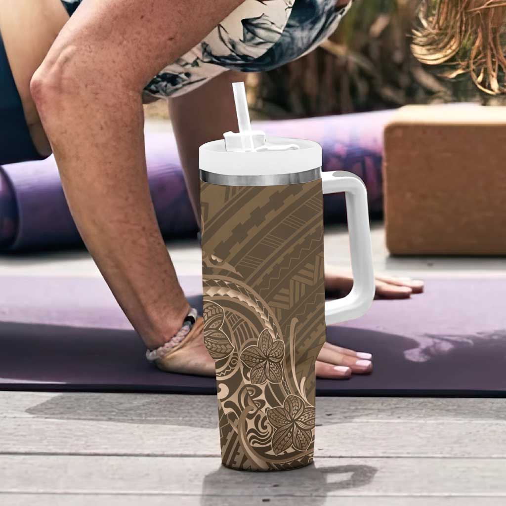 Brown Polynesia Plumeria Tattoo Tumbler With Handle LT14 - Polynesian Pride
