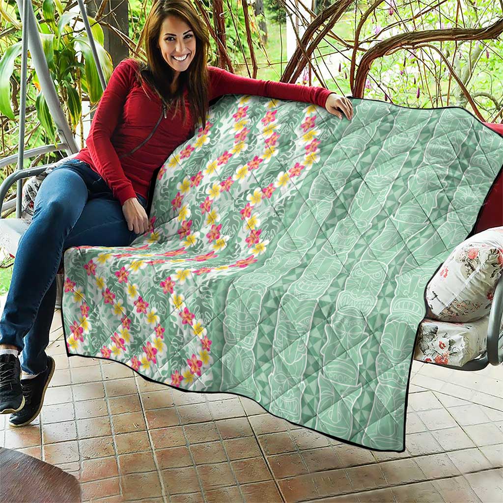 Menthol Green Aloha Hawaii Tiki Quilt Tropical Plumeria - Seamless Style