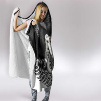 Aotearoa Manaia NZ Maori Silver Fern Hooded Blanket LT14 - Polynesian Pride