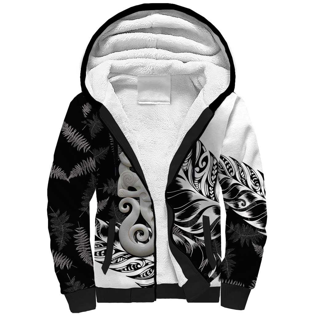 Aotearoa Manaia NZ Maori Silver Fern Sherpa Hoodie LT14 Unisex Black - Polynesian Pride