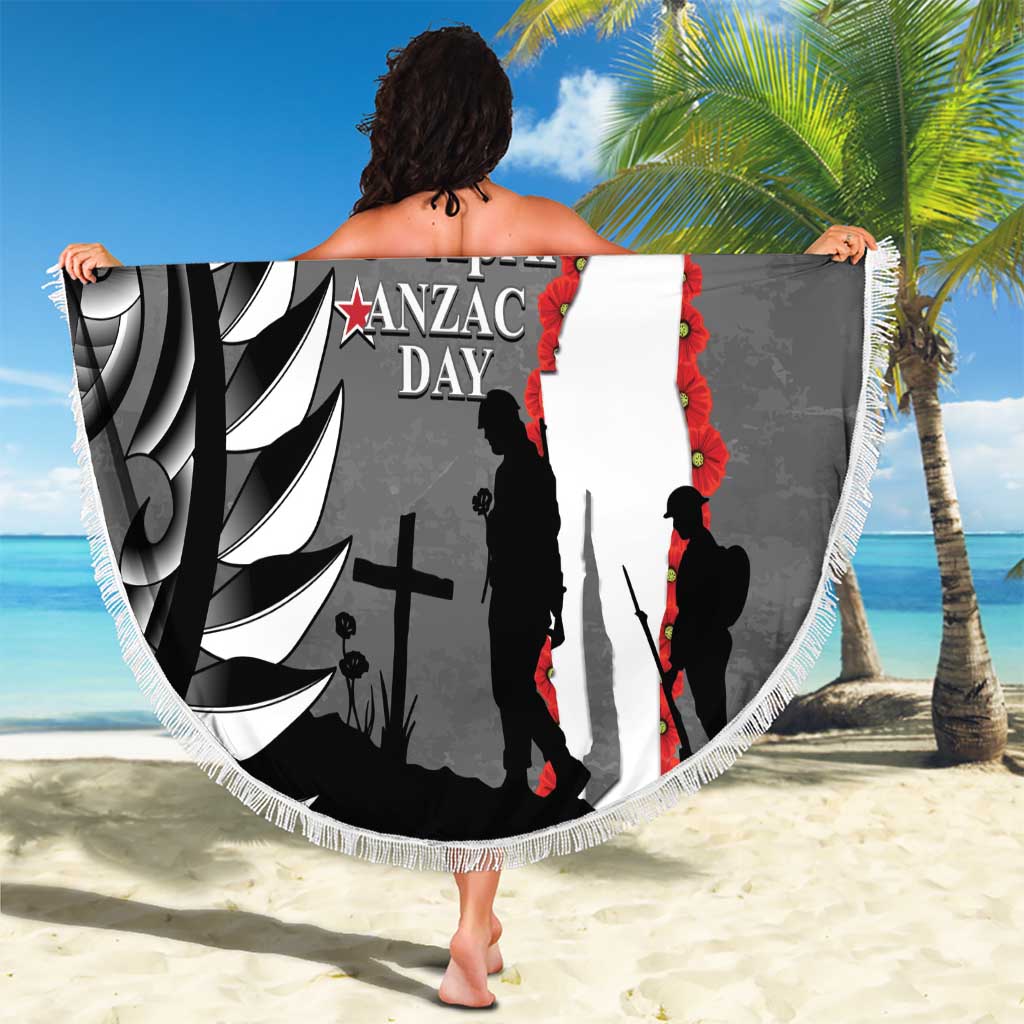 New Zealand ANZAC Day Beach Blanket 25th April Silver Fern With Poppy LT14 - Polynesian Pride