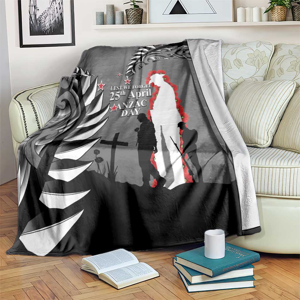 New Zealand ANZAC Day Blanket 25th April Silver Fern With Poppy LT14 Gray - Polynesian Pride