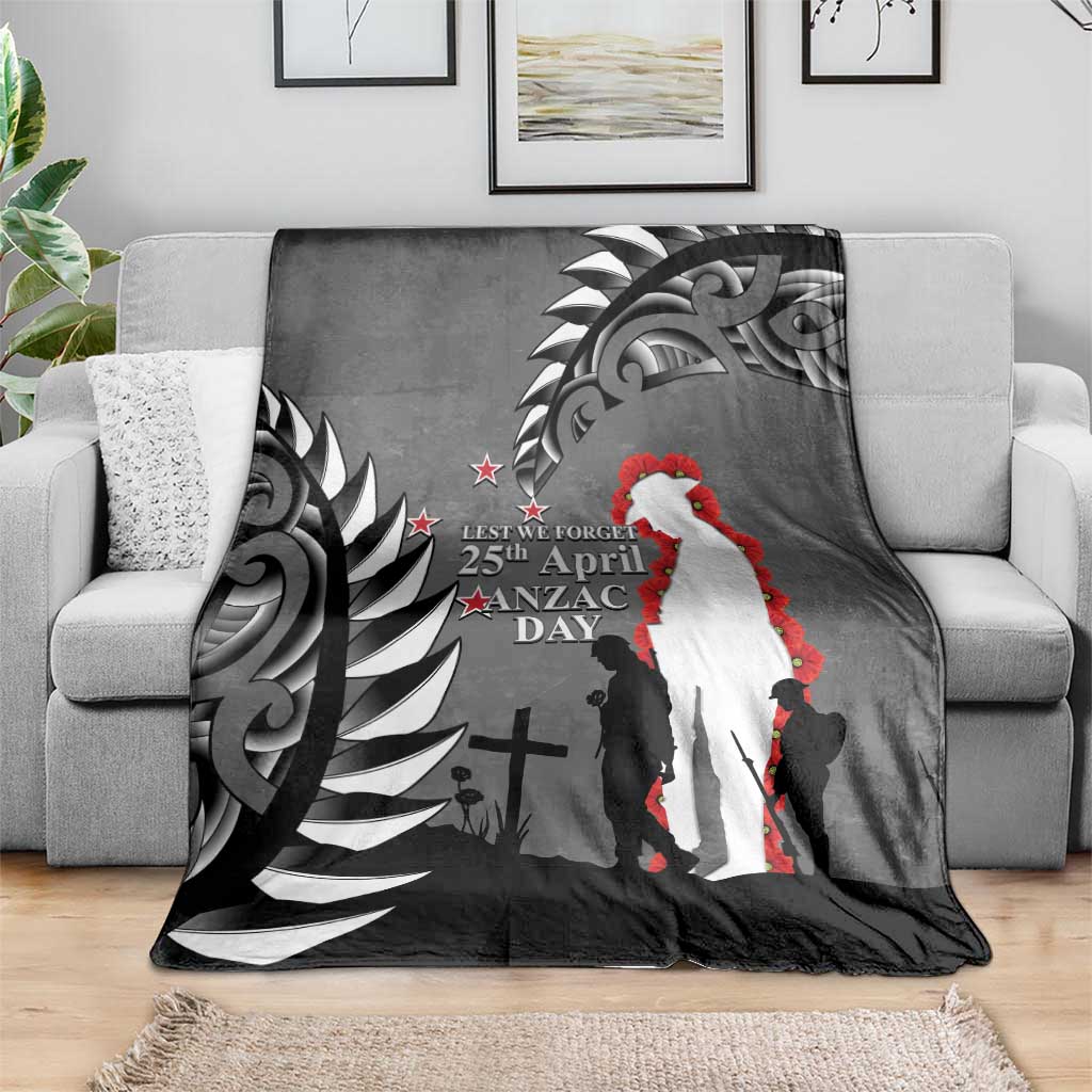 New Zealand ANZAC Day Blanket 25th April Silver Fern With Poppy LT14 - Polynesian Pride