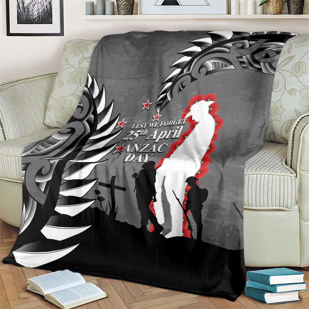 New Zealand ANZAC Day Blanket 25th April Silver Fern With Poppy LT14 - Polynesian Pride