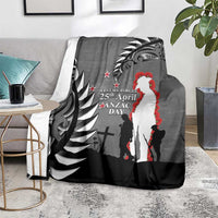 New Zealand ANZAC Day Blanket 25th April Silver Fern With Poppy LT14 - Polynesian Pride
