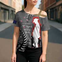 New Zealand ANZAC Day Cross Shoulder Shirt 25th April Silver Fern With Poppy - Polynesian Pride