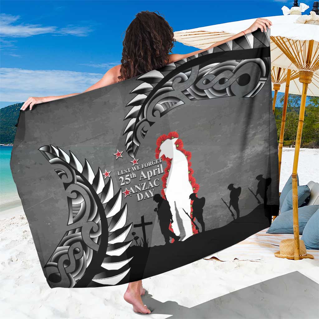 New Zealand ANZAC Day Sarong 25th April Silver Fern With Poppy