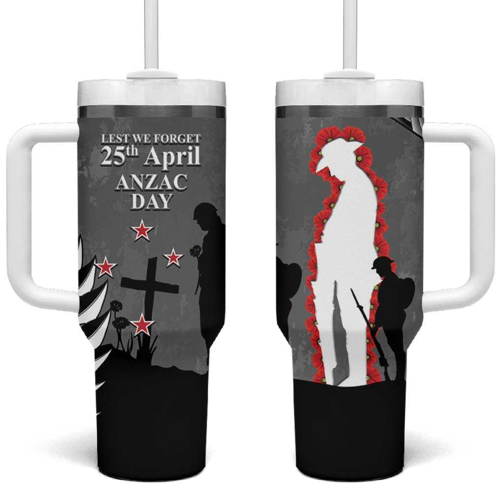 New Zealand ANZAC Day Tumbler With Handle 25th April Silver Fern With Poppy LT14 One Size: 40 oz Gray - Polynesian Pride
