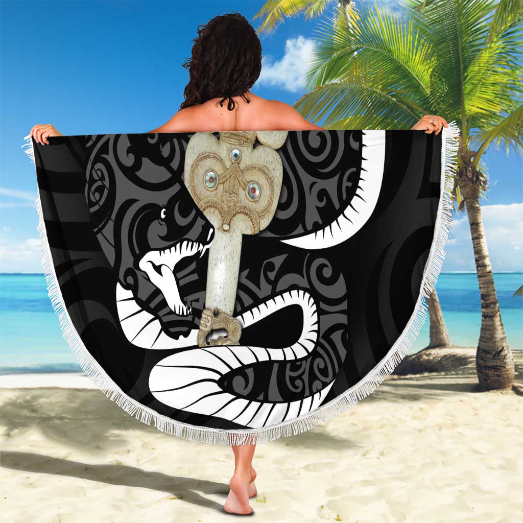 Black New Zealand Eel Beach Blanket Aotearoa Maori Tuna With Kotiate Weapon LT14 - Polynesian Pride
