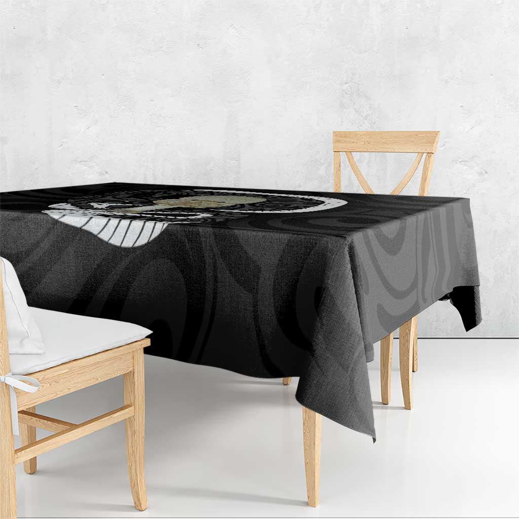 Black New Zealand Eel Tablecloth Aotearoa Maori Tuna With Kotiate Weapon LT14 - Polynesian Pride