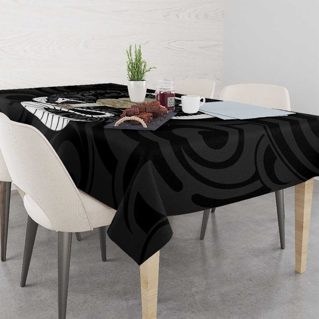 Black New Zealand Eel Tablecloth Aotearoa Maori Tuna With Kotiate Weapon LT14 - Polynesian Pride