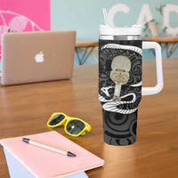 Black New Zealand Eel Tumbler With Handle Aotearoa Maori Tuna With Kotiate Weapon LT14 - Polynesian Pride