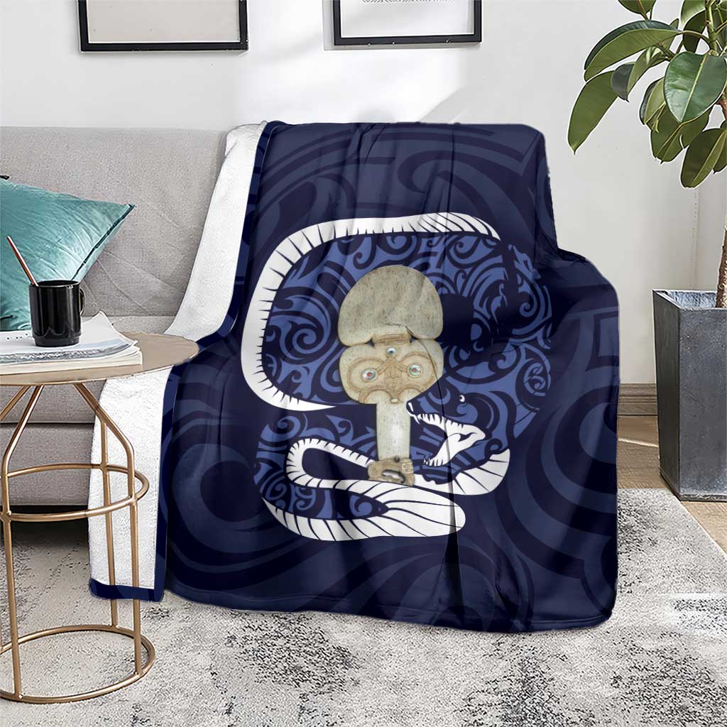 Blue New Zealand Eel Blanket Aotearoa Maori Tuna With Kotiate Weapon LT14 - Polynesian Pride