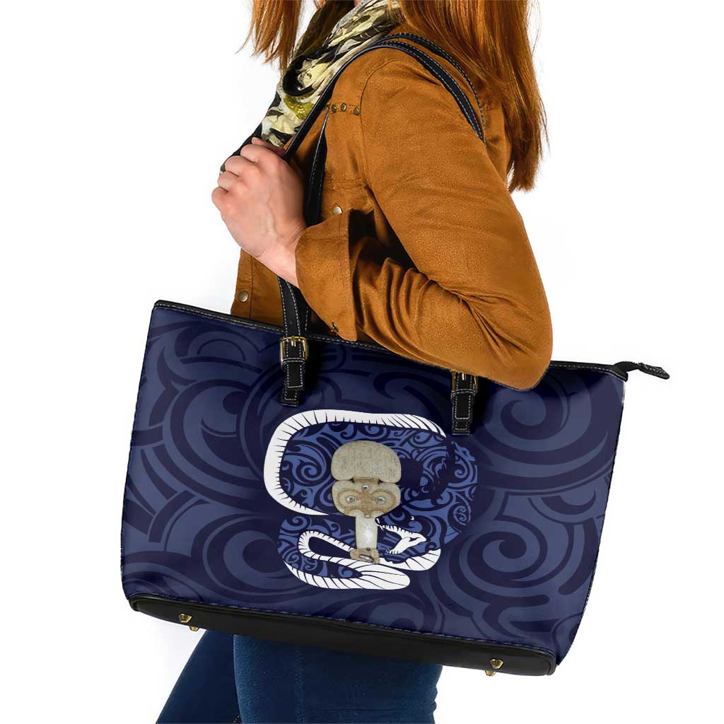 Blue New Zealand Eel Leather Tote Bag Aotearoa Maori Tuna With Kotiate Weapon LT14 Blue - Polynesian Pride