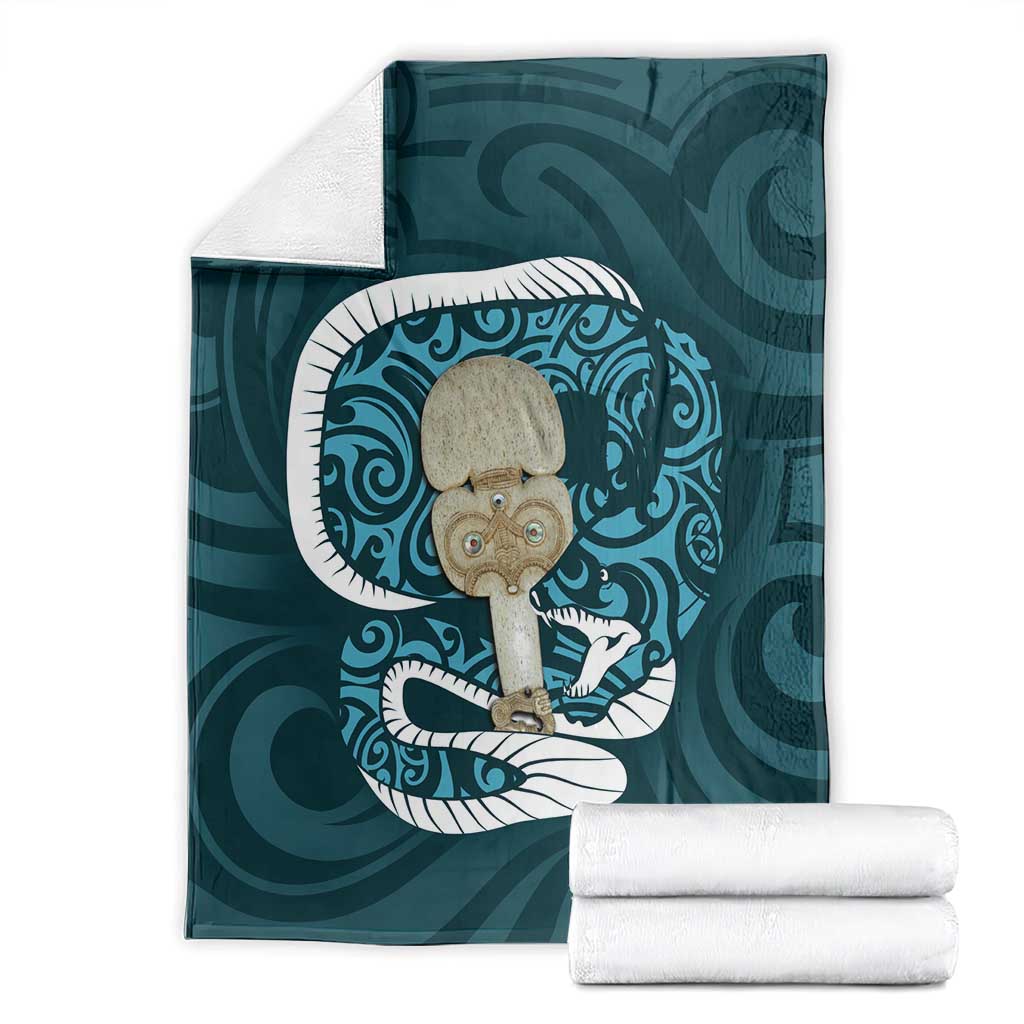 Turquoise New Zealand Eel Blanket Aotearoa Maori Tuna With Kotiate Weapon LT14 - Polynesian Pride