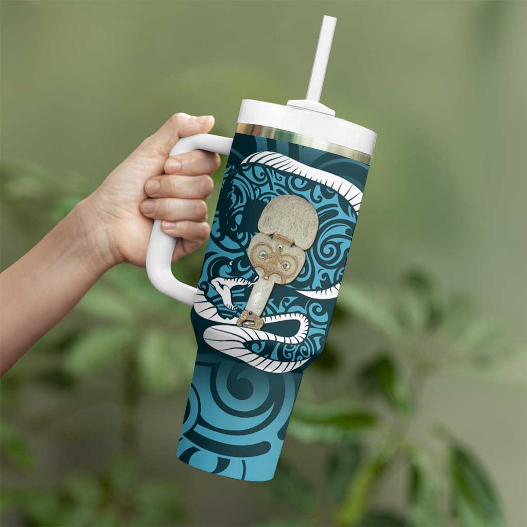 Turquoise New Zealand Eel Tumbler With Handle Aotearoa Maori Tuna With Kotiate Weapon LT14 - Polynesian Pride