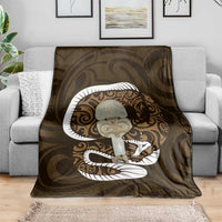 Gold New Zealand Eel Blanket Aotearoa Maori Tuna With Kotiate Weapon LT14 - Polynesian Pride