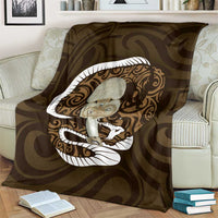 Gold New Zealand Eel Blanket Aotearoa Maori Tuna With Kotiate Weapon LT14 - Polynesian Pride