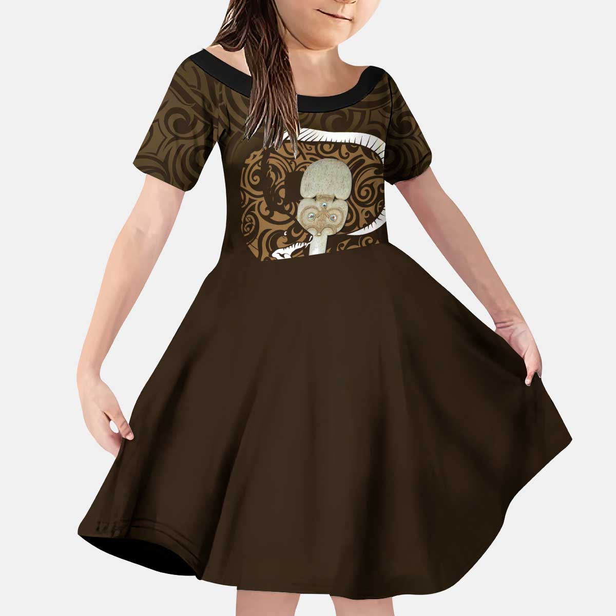 Gold New Zealand Eel Kid Short Sleeve Dress Aotearoa Maori Tuna With Kotiate Weapon