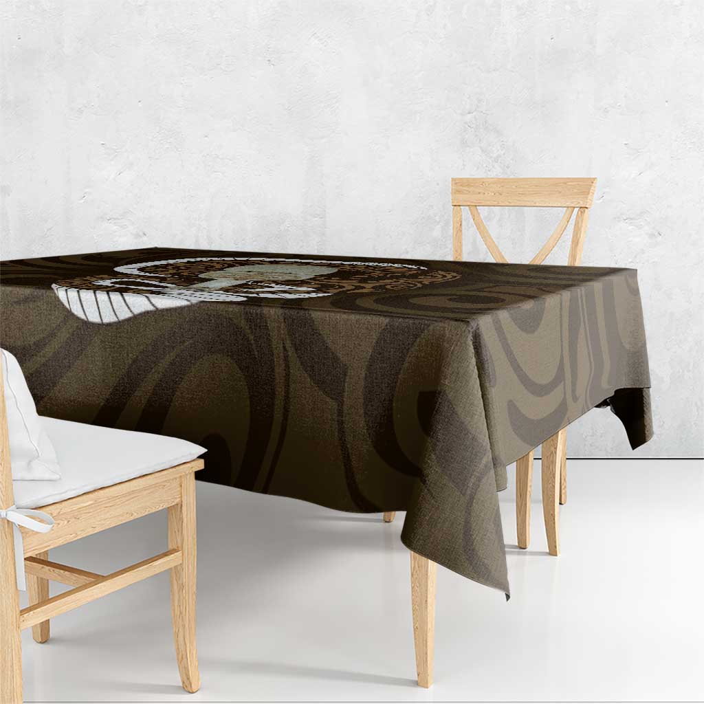 Gold New Zealand Eel Tablecloth Aotearoa Maori Tuna With Kotiate Weapon LT14 - Polynesian Pride