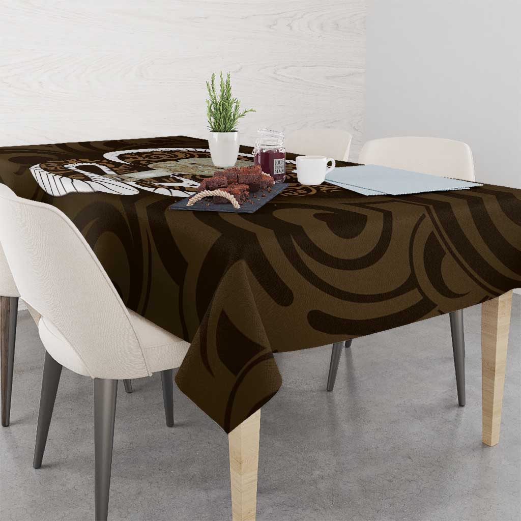 Gold New Zealand Eel Tablecloth Aotearoa Maori Tuna With Kotiate Weapon LT14 - Polynesian Pride