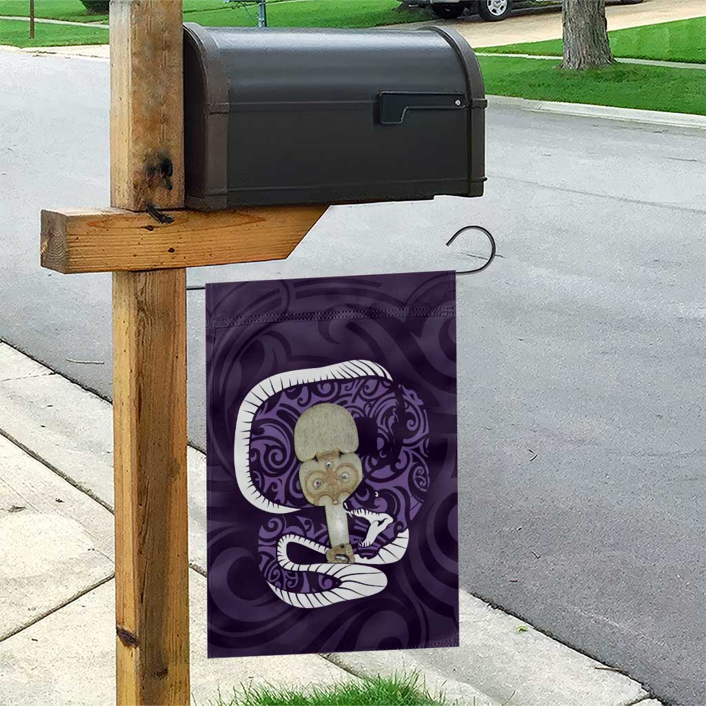 Purple New Zealand Eel Garden Flag Aotearoa Maori Tuna With Kotiate Weapon LT14 - Polynesian Pride