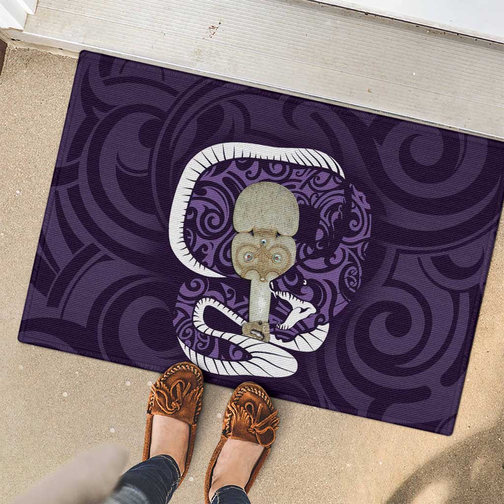 Purple New Zealand Eel Rubber Doormat Aotearoa Maori Tuna With Kotiate Weapon LT14 - Polynesian Pride