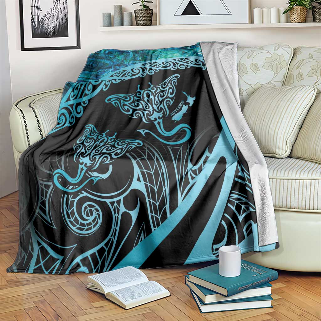 New Zealand Stingray Blanket Aotearoa Whai With Maori Paua Shell LT14 Turquoise - Polynesian Pride