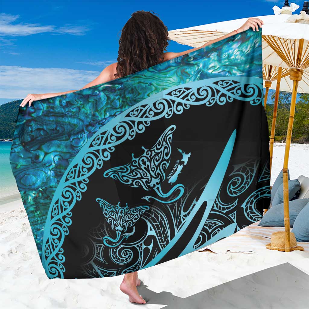 New Zealand Stingray Sarong Aotearoa Whai With Maori Paua Shell