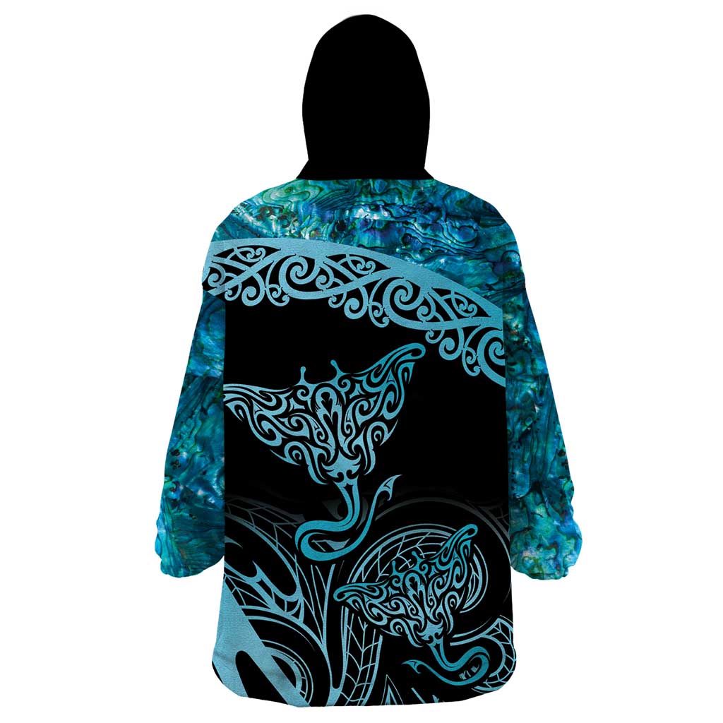 New Zealand Stingray Wearable Blanket Hoodie Aotearoa Whai With Maori Paua Shell LT14 - Polynesian Pride