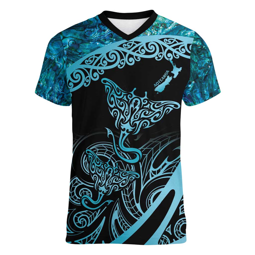 New Zealand Stingray Women V-Neck T-Shirt Aotearoa Whai With Maori Paua Shell