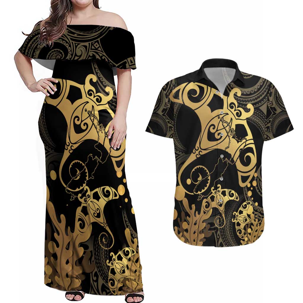 Black And Gold Aotearoa Whai Couples Matching Off Shoulder Maxi Dress and Hawaiian Shirt NZ Stingrays Maori Curves Style