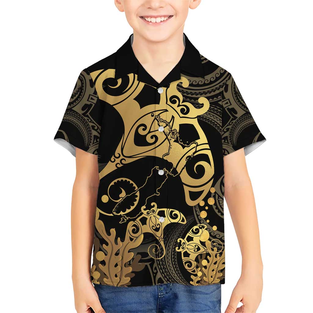 Black And Gold Aotearoa Whai Hawaiian Shirt NZ Stingrays Maori Curves Style LT14 - Polynesian Pride