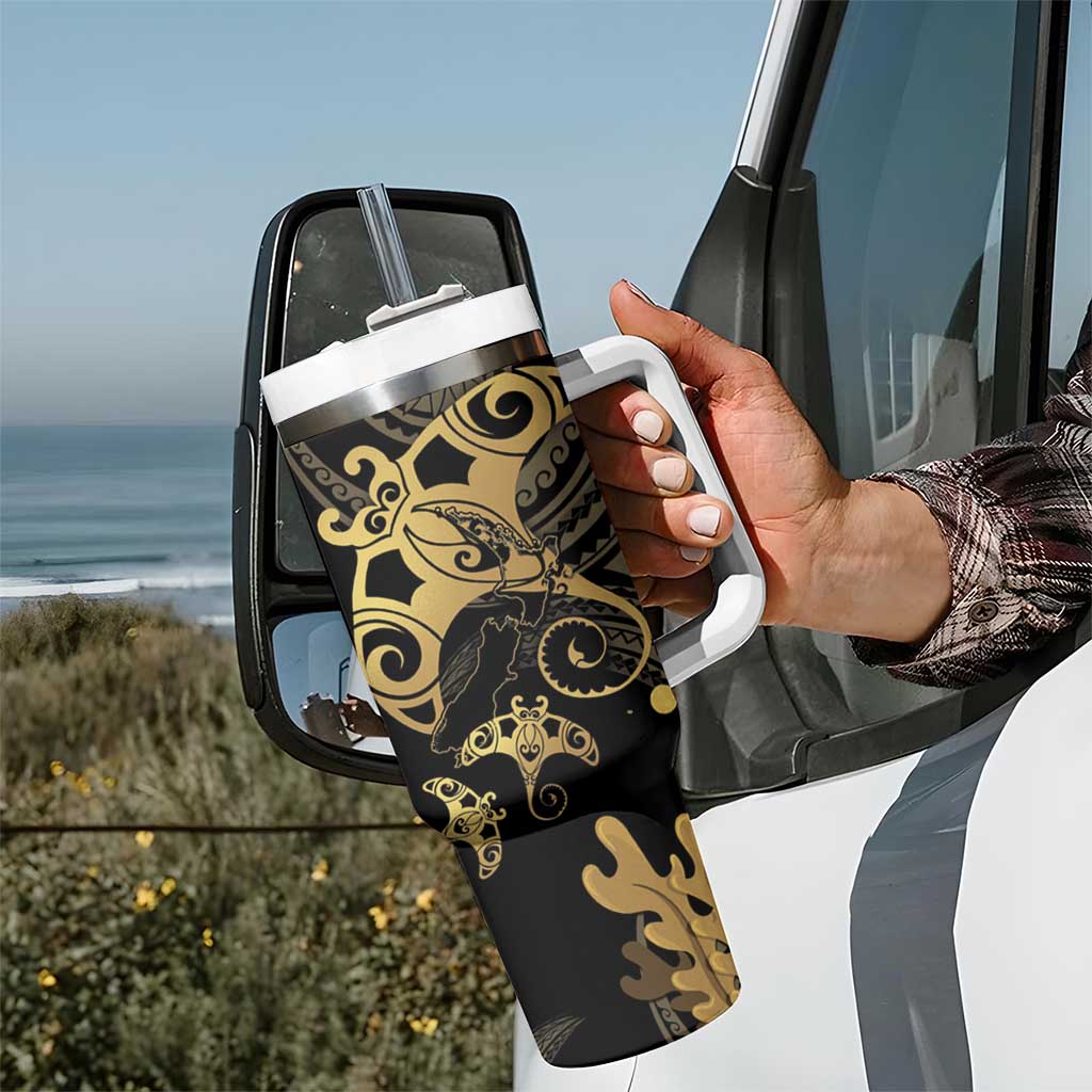 Black And Gold Aotearoa Whai Tumbler With Handle NZ Stingrays Maori Curves Style LT14 - Polynesian Pride
