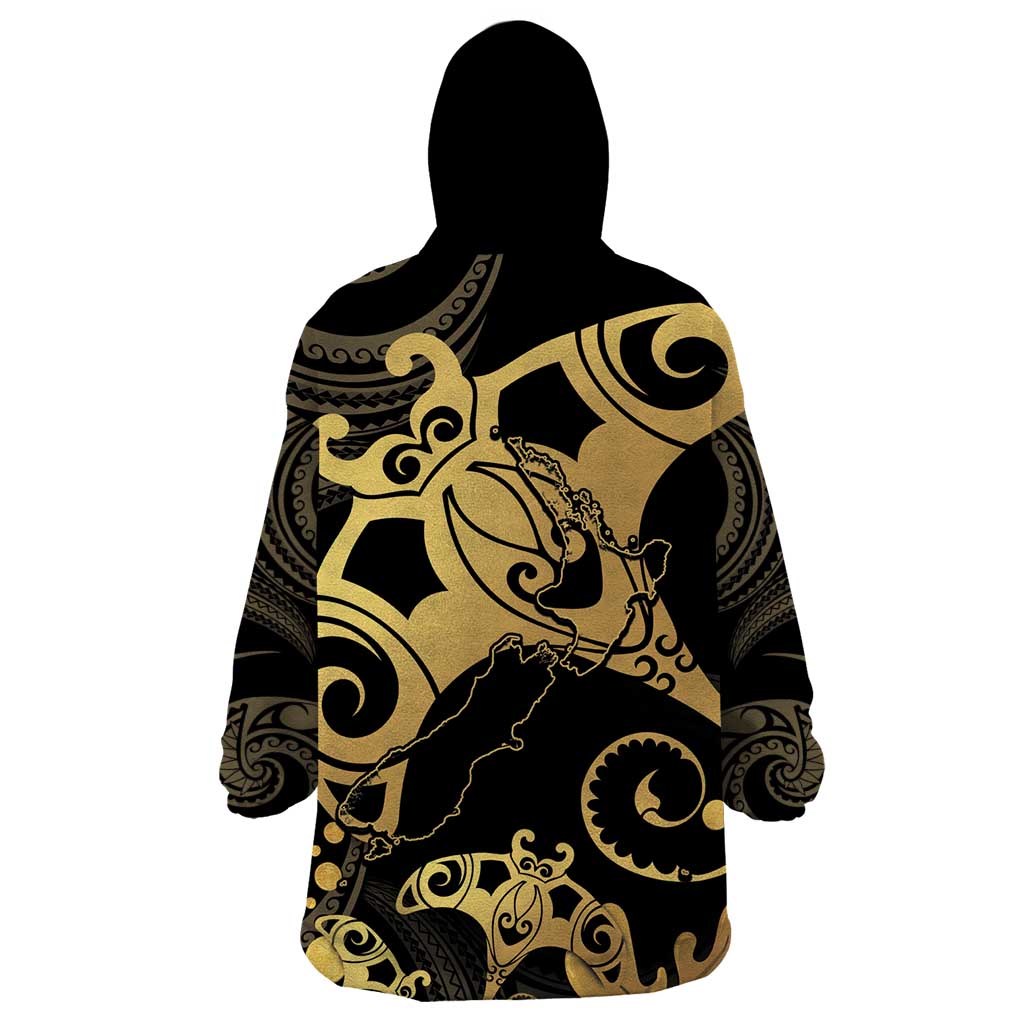 Black And Gold Aotearoa Whai Wearable Blanket Hoodie NZ Stingrays Maori Curves Style LT14 - Polynesian Pride