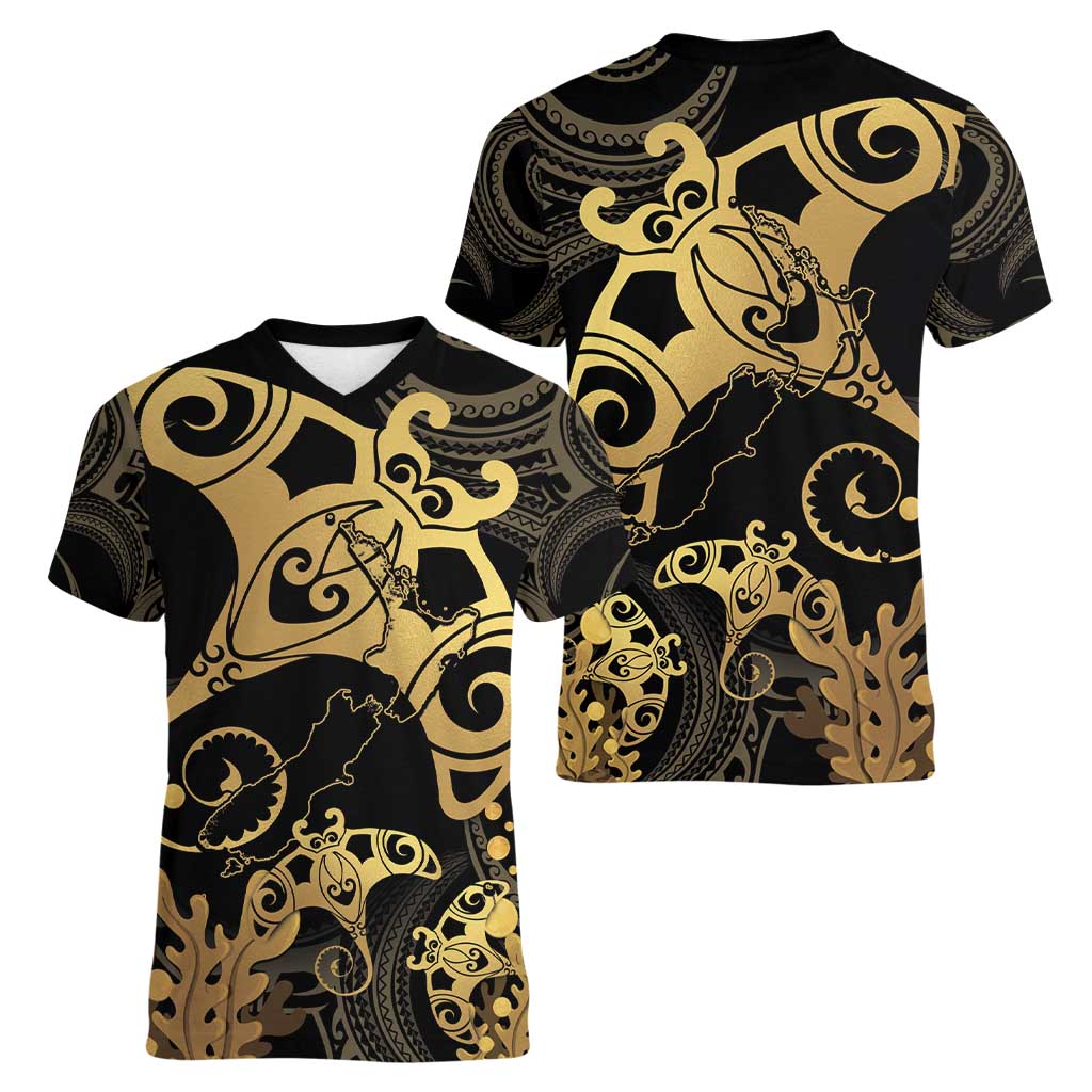 Black And Gold Aotearoa Whai Women V-Neck T-Shirt NZ Stingrays Maori Curves Style LT14 - Polynesian Pride