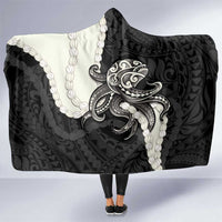 Black Polynesia Tribal Octopus Tattoo Hooded Blanket Pikake Lei Polynesian Pattern