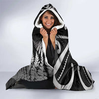 New Zealand Maripi Hooded Blanket Silver Fern Mix Aotearoa Maori Pattern LT14 - Polynesian Pride