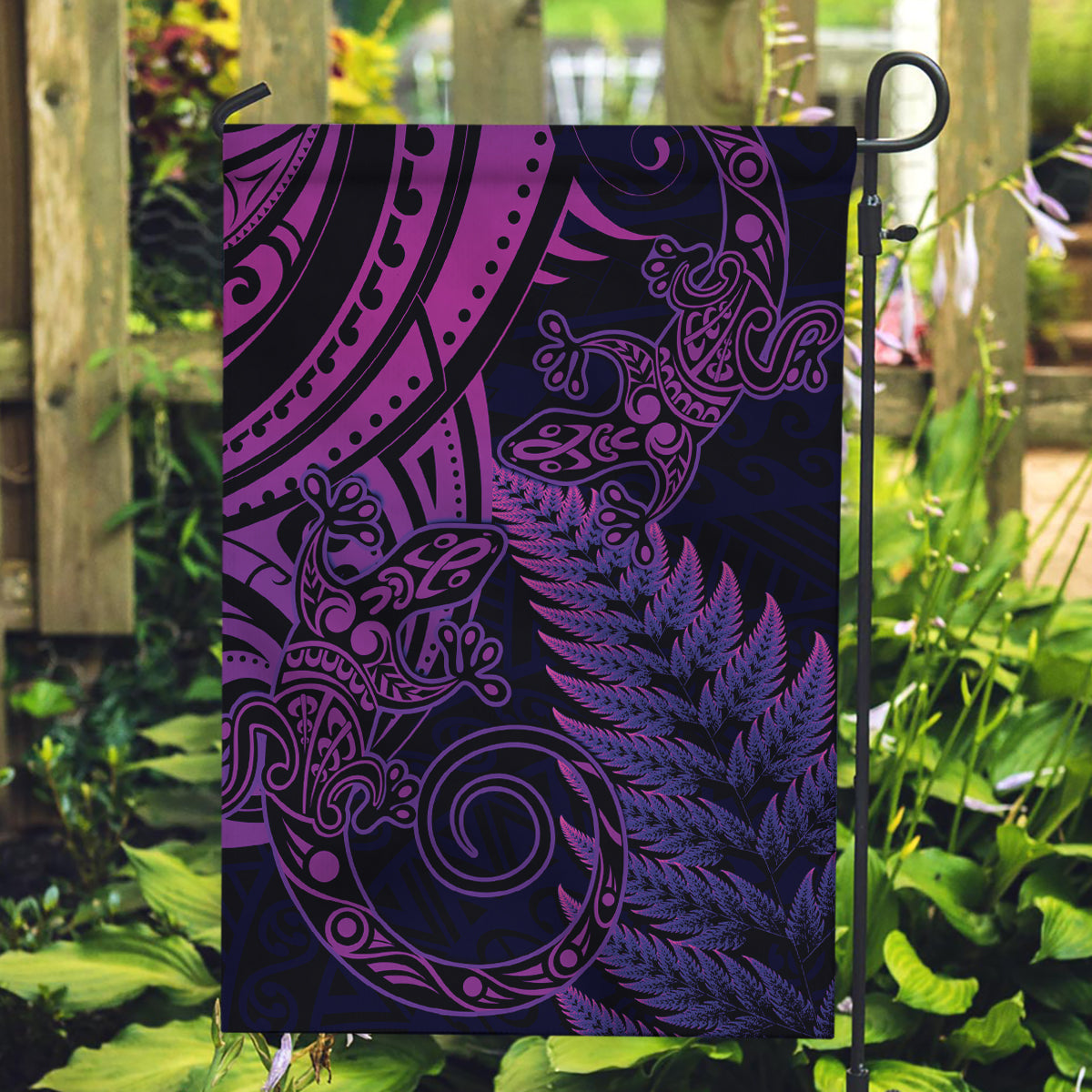 New Zealand Lizard Garden Flag Silver Fern Aotearoa Maori Purple Version