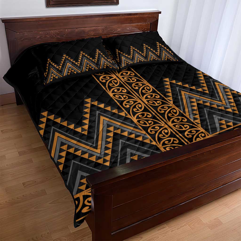 Gold Aotearoa Mangopare Kowhaiwhai and Niho Taniwha Quilt Bed Set Maori New Zealand