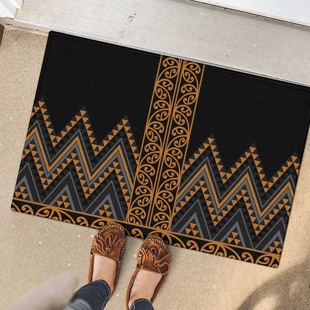 Gold Aotearoa Mangopare Kowhaiwhai and Niho Taniwha Rubber Doormat Maori New Zealand