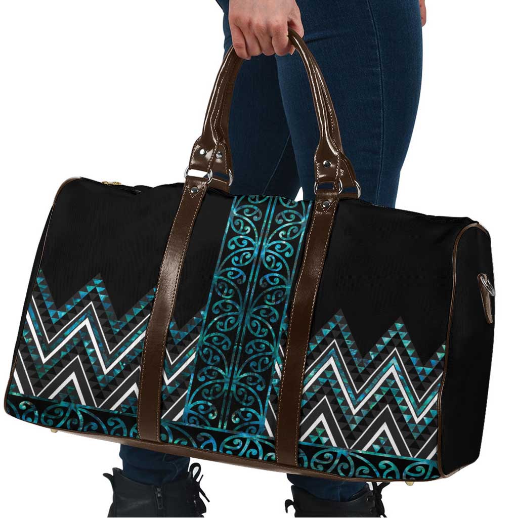 Paua Shell Aotearoa Mangopare Kowhaiwhai Niho Taniwha Travel Bag Maori New Zealand - Polynesian Pride