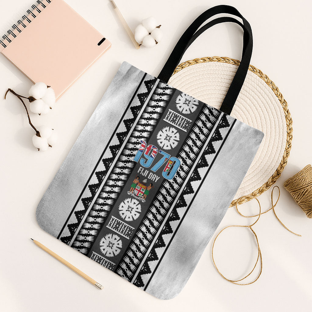 Fiji Day 1970 Tote Bag For Fiji Ever Fiji Tapa Pattern White LT14 Black Strap One Size White - Polynesian Pride