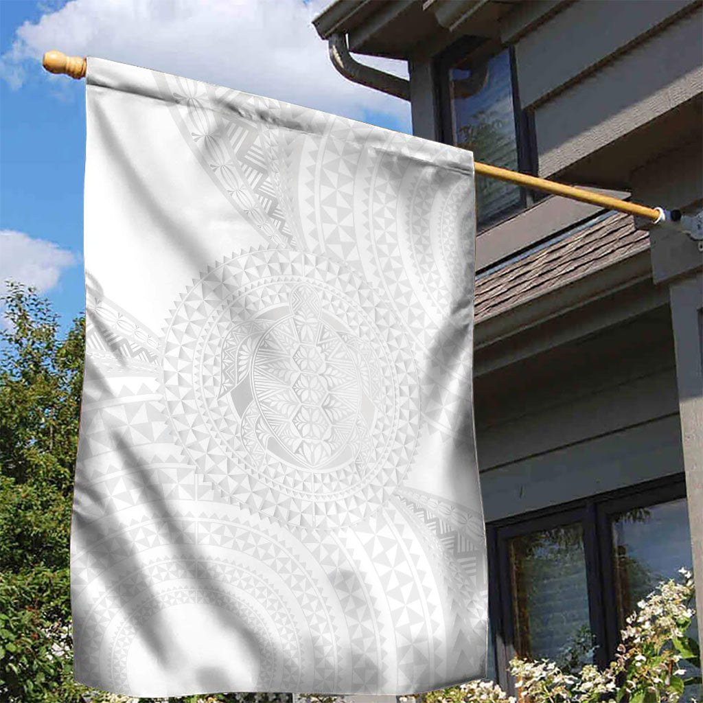 Tonga White Sunday Garden Flag Fakame Tongan Ngatu Turtle LT14 - Polynesian Pride