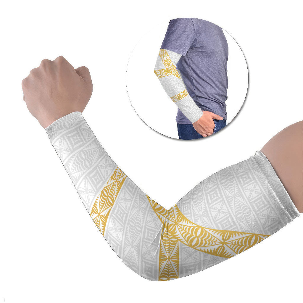Tonga White Sunday Arm Sleeves Fakame Tongan Ngatu Pattern Gold Strips LT14 Set of 2 White - Polynesian Pride