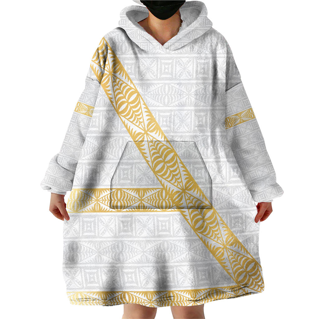 Tonga White Sunday Wearable Blanket Hoodie Fakame Tongan Ngatu Pattern Gold Strips LT14 - Polynesian Pride