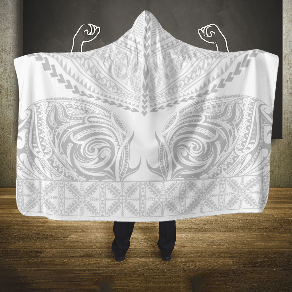 Niue White Sunday Hooded Blanket Aho Tapu Fanau Hiapo Pattern LT14 - Polynesian Pride