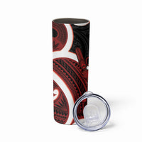 Whero Aotearoa Atua Tumatauenga Skinny Tumbler Maori God Of War Tiki With Taiaha LT14 - Polynesian Pride