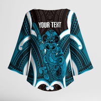 Kikorangi Aotearoa Atua Tumatauenga Personalised Kimono Sleeve Blouse Maori God Of War Tiki With Taiaha LT14 - Polynesian Pride
