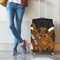 Karaka Aotearoa Atua Tumatauenga Personalised Luggage Cover Maori God Of War Tiki With Taiaha LT14 - Polynesian Pride
